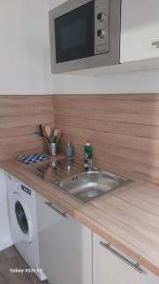 SER5 studio avec WIFI et Parking à Saint-Etienne-Du-Rouvray - 5