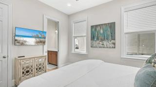 Walk to Seacrest Beach Resort Pool Modern 3BDR Free Wheelin by AvantStay - 1