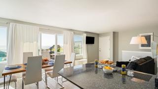 4 Cayucos Bungalows Steps to Beach Sleeps 16 Pet Friendly - 1