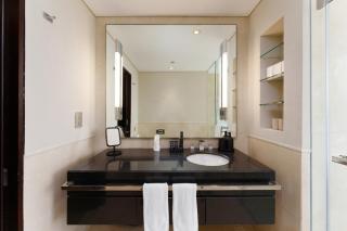 Daniels 1BR at JW Marriott with Marina View - 3