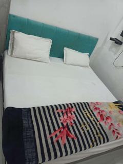 Shri Ramesht paying guest house - 9