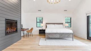 Luxury Retreat 5mins to the Lake Game Room Fire Pit Howlite by AvantStay - 9