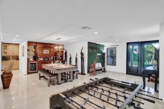 Waterfront with Pool Spa Tiki Bar and 1 mile to Beach - 2