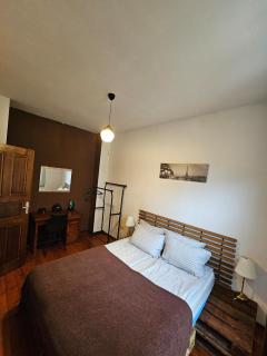 Hot Spot Apartments - 2