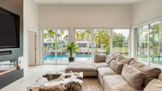 Luxury Waterfront Home w Pool Hot Tub Dock Near Las Olas Gulfstream - 5