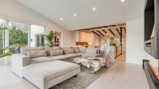 Luxury Waterfront Home w Pool Hot Tub Dock Near Las Olas Gulfstream - 2