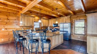 Smoky Vista Lodge by AvantStay Luxury Cabin w Elevator Theater Hot Tub Near Dollywood - 1