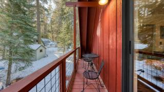Mountain Cabin w Fireplace Balcony Easy Ski Access Bear Americana - 8