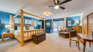 Mountain Cabin w Fireplace Balcony Easy Ski Access Bear Americana - 6