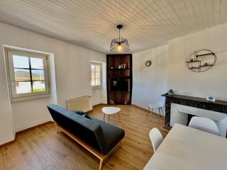 Beautiful apartment nearby - Close to CHAL hospital - 3