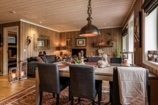 Geilotunet Apartment - close to everything, free parking in garage, EV - 5