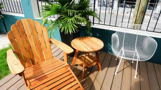 Sleeps 8 Stylish SoBro Suites Walk to Dining Drinks More – by AvantStay - 2