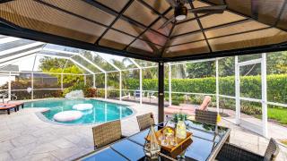 Private Pool, Firepit, Game Room Mins to Beaches Community Amenities Casa Solara by AvantStay - 4