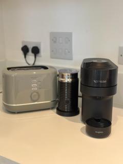 Penthouse, Outdoor Dining, BBQ, Gym bike, Lift - London - 3