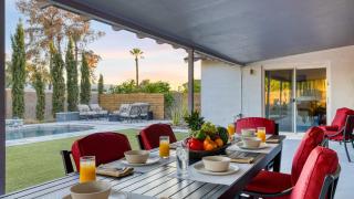 Near Camelback Mtn Old Town Trails Golf Spas w Pool Hot Tub Camelback Casa by AvantStay - 8