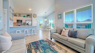 Family-Friendly Beach Home BBQ Patio Fire Pit Mins to Beach Bottoms Up by AvantStay - 2