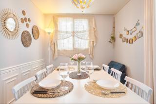 HONGDAE LUNA HOUSE 3Room 5bed - 4