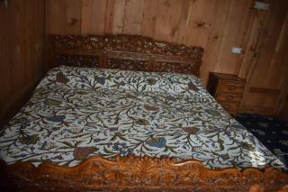 Houseboat Parimahal Deluxe - 2