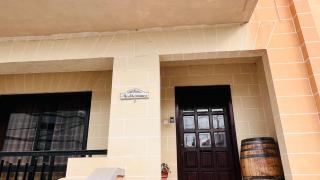 Mediterranean Hostel Villa - 7