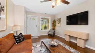 Sweetgum Sycamore by AvantStay 6 Min to Downtown - 9