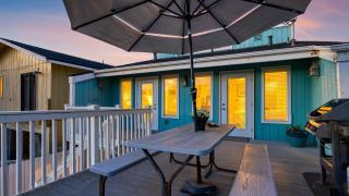 Steps to Beach w PatioDeck Foosball Happy Bottom Beach House by AvantStay - 8