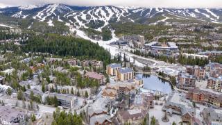 Steps to Lifts Peak 9 Main Street Balcony Lounge Pool Water House 5204 by AvantStay - 4