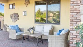 New-Build Temecula Villa with King Suite Fireplace Vineyard Views The Villa by AvantStay - 4
