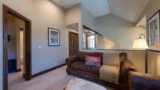 Jupiter Peak by AvantStay Near Deer Valley base w Hot Tub - 1