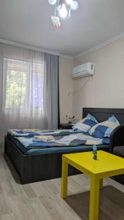 BMG (Be My Guest) - 7