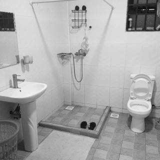 Eric and Devota apartments - 8