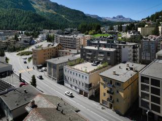 Apartment Chesa Maurus A12 by Interhome - 4