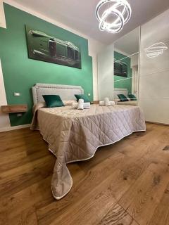 Green House Florence 10 min - 2