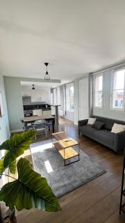 Superbe appartement en Hauteur style NEW Yorkais - Proche Métro Paris Idéal pour couple et professionnels Toutes commodités à proximité - 8