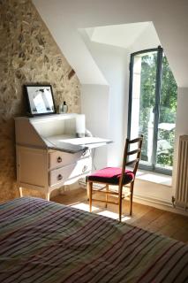 Perche QUEEN's Bedroom in MaisonNomadeChic - 4