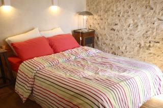 Perche QUEEN's Bedroom in MaisonNomadeChic - 2