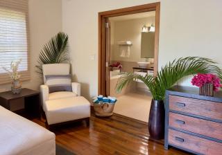 Lovely 1-Bedroom Apartment - Pool, Private Beach - 9