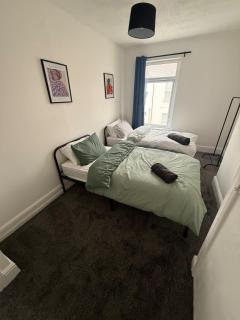 ResiLets Taylor House - 7