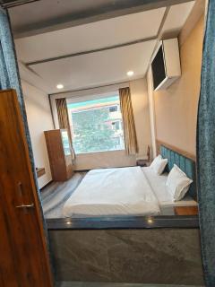 HOTEL The Haveli Lounge and restaurant - 1