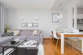 Warsaw Ursus Modern Apartment with Parking, AC & Balcony by Noclegi Renters - 5