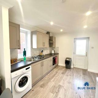 Horden House By Blue Skies Stays - 7