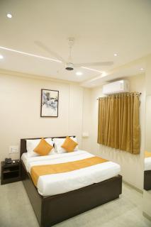 Hotel Visawa Residency - 8