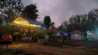 Giri Nele Homestay - 0