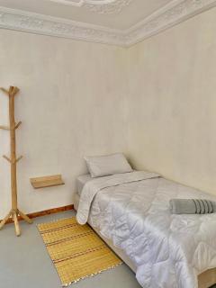 Titryte Hostel-chill rooftop and surf vibes - 4