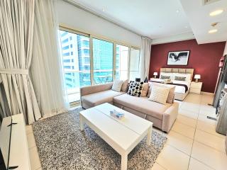SUNRISE HOMES - A Cozy Studio next to JBR Beach - 0
