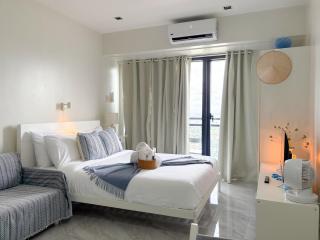 Sky Piea at Knightsbridge Makati with Gym Sauna Pool - Manila - 9