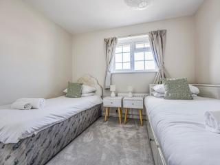 Charming Selsey Family Home Pass The Keys - 4
