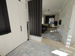 Апартаменты в Гостевом Домике от Best House Almaty - 1