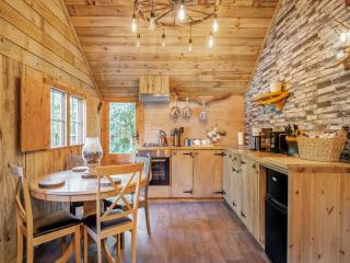 The Retreat - Uk50421 - 6
