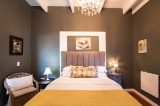 Old Village Lodge - 1