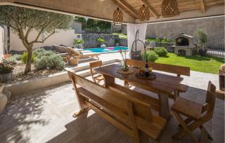 Beautiful Home In Brest Pod Uckom - 8